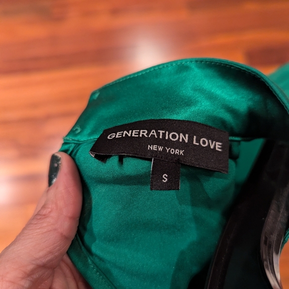 Generation Love size s Green Top - Picture 4 of 6